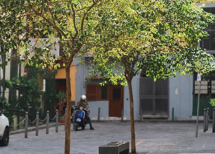 Napart ゲストハウス ナポリ