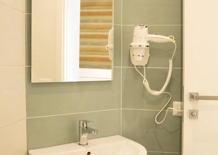 Napart ゲストハウス ナポリ