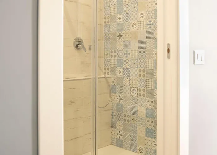 Napart ゲストハウス ナポリ