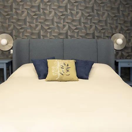 Napart Πανσιόν 4*